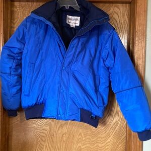 Royal Blue Puffer Jacket with Elastic Cuffs and Zipper Closure